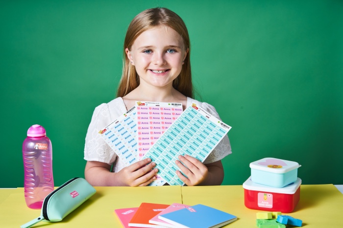 Onze top 5 tips voor het aanbrengen van naamstickers
